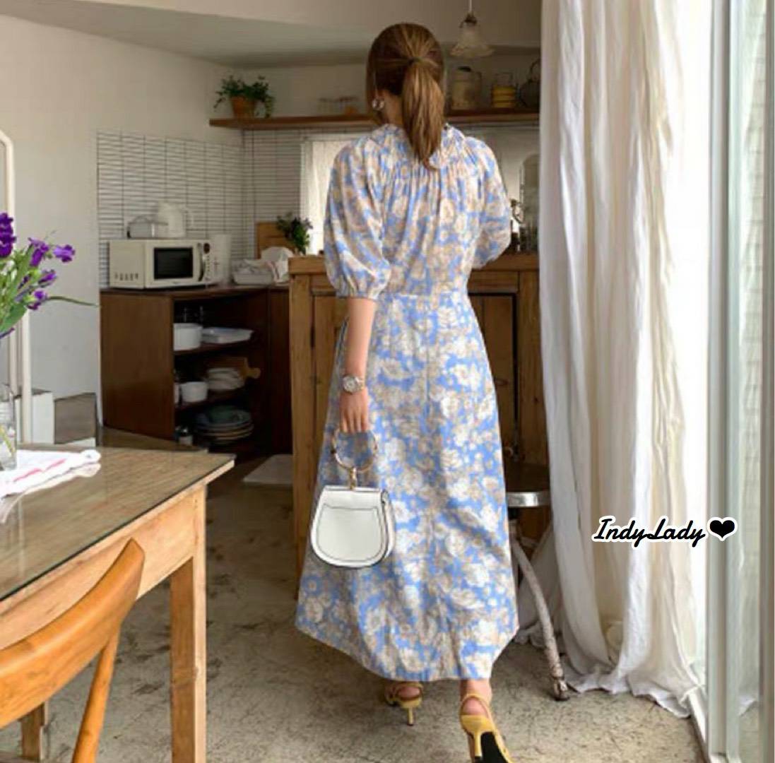 Dress แขนสั้นลายดอกไม้