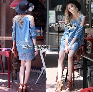 Lady Ribbon Online เสื้อผ้าออนไลน์ขายส่ง lady ribbon เสื้อผ้า LR05150816 🎀 Lady Ribbon's Made 🎀 Ashley Summery Off-Shoulder Denim Cotton and Lace Dress เดรสเปิดไหล่