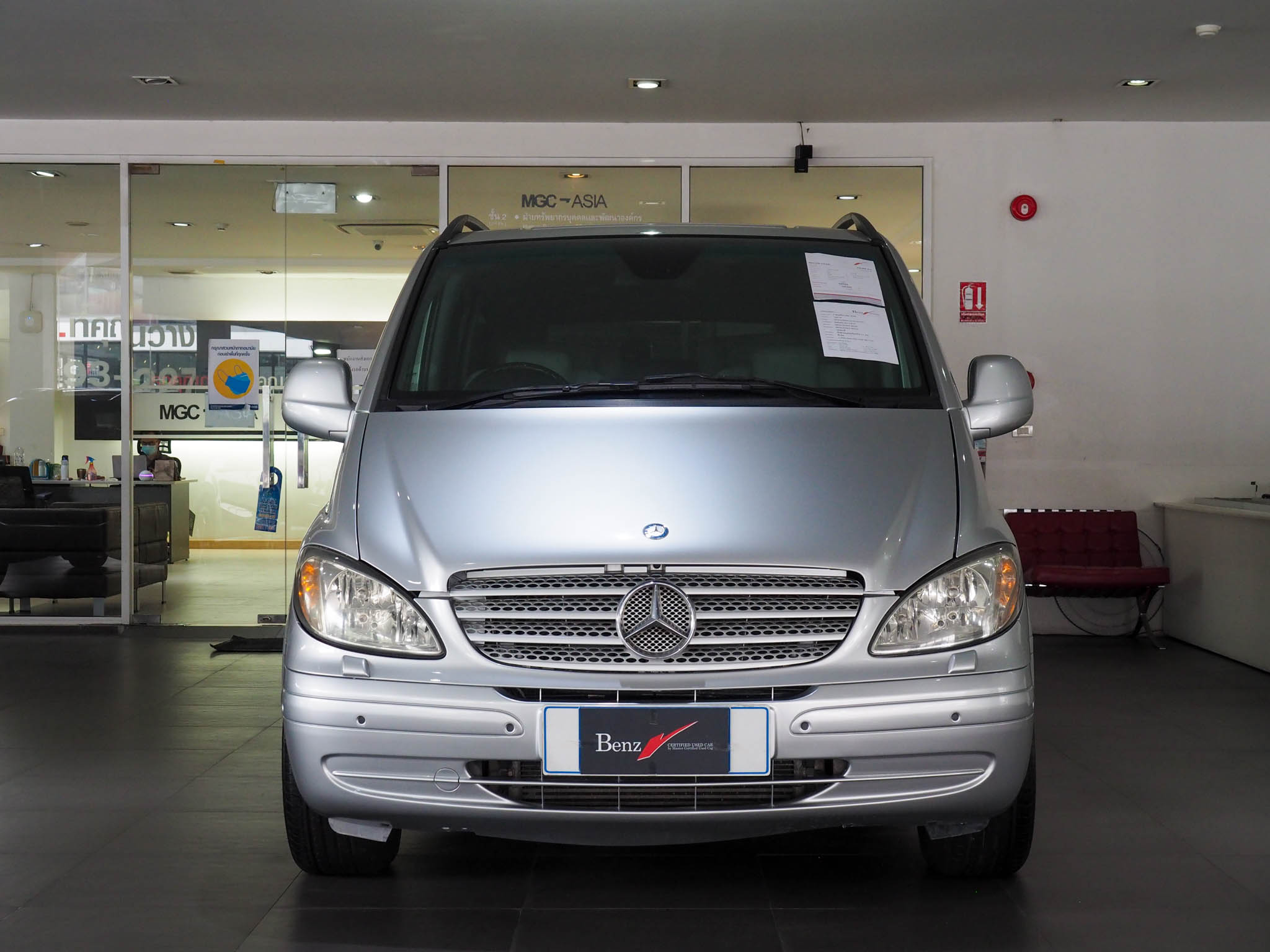 จองแล้ว VITO 115 CDI W639
