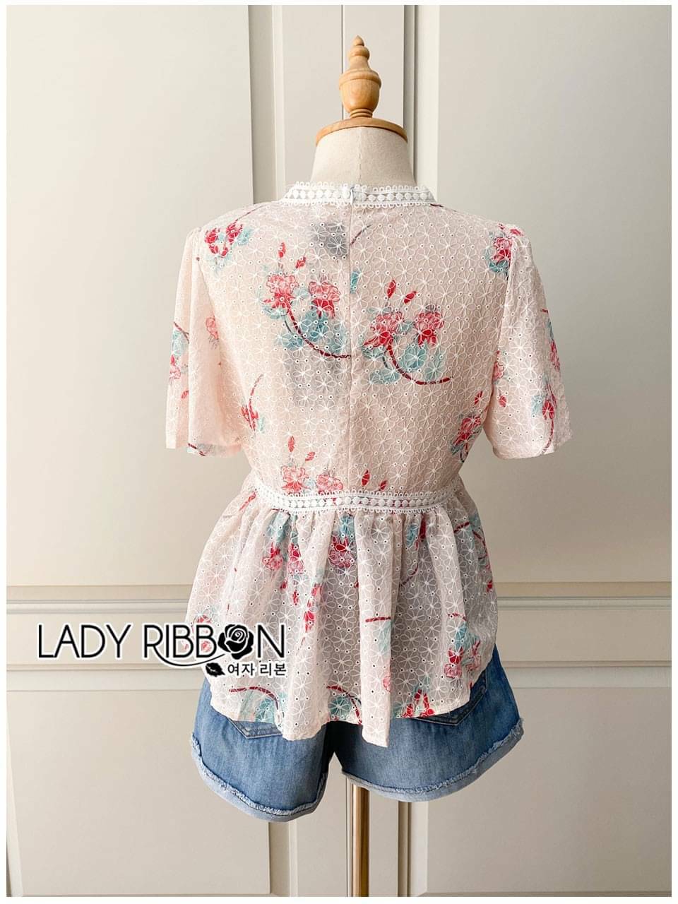 เสื้อแฟชั่นตัวสั้น เนื้อผ้าปักลายลูกไม้