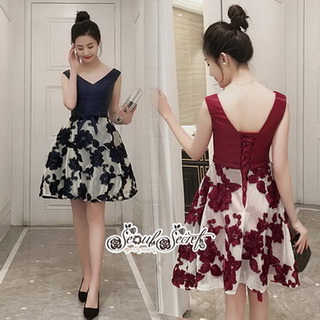 เดรสลุคสาว Fashionista เป็นเดรสทรงแขนกุด