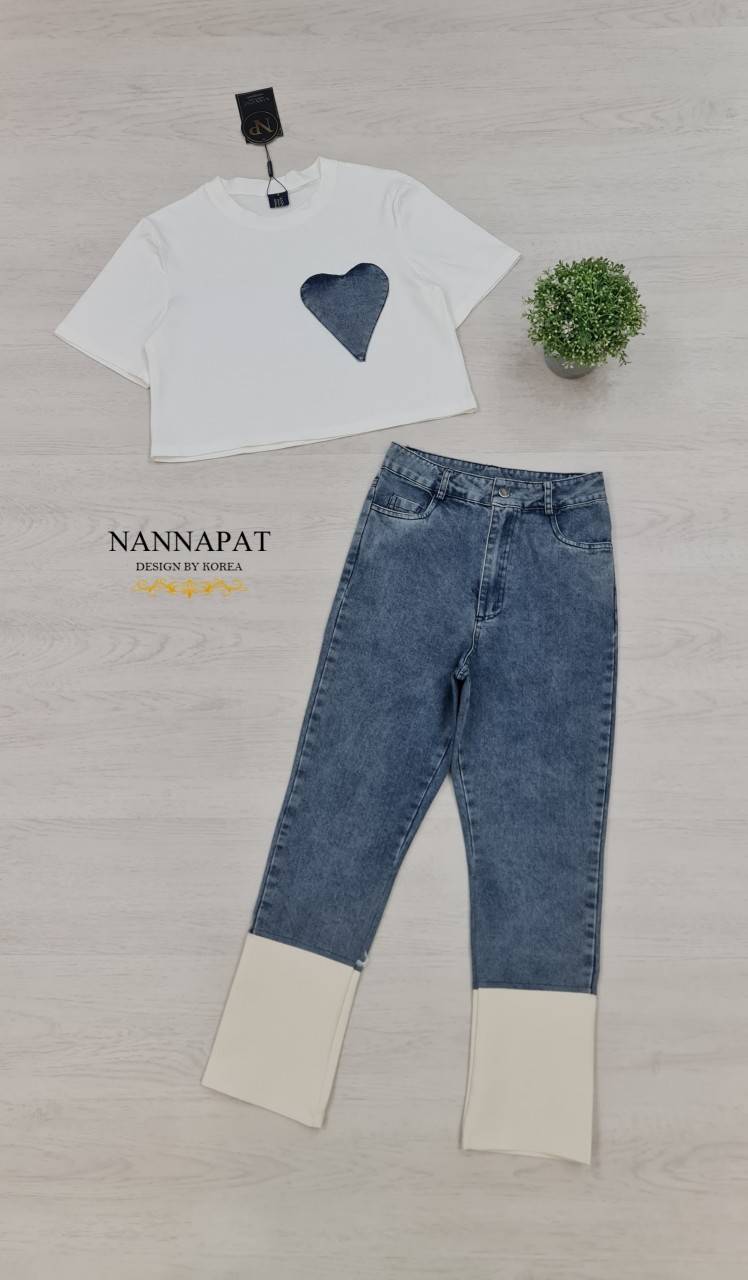 เสื้อยืดทรงใหญ่ กางเกงยีนส์