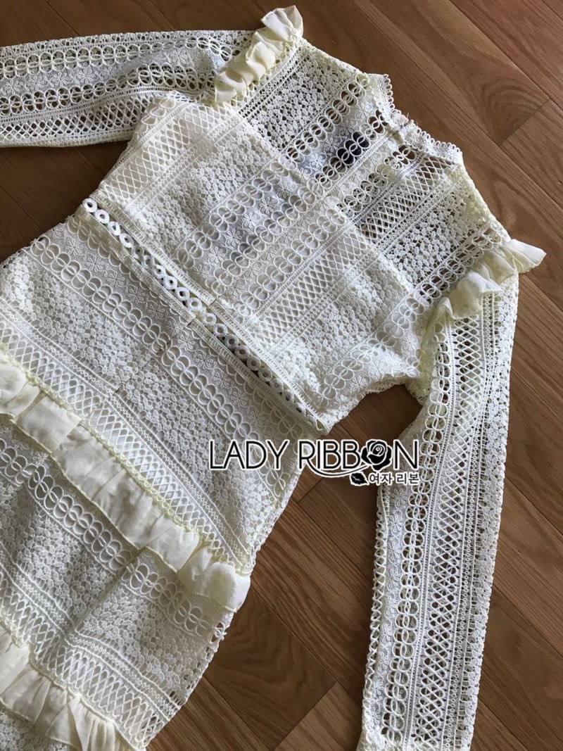 Lace Dress เดรสผ้าลูกไม้สีพาสเทลตกแต่งระบาย