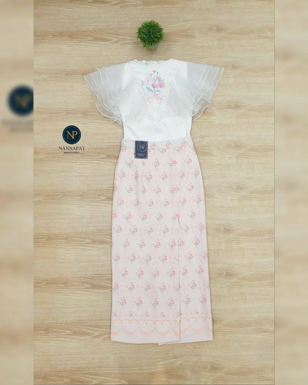 ชุดไทยสไตล์โมเดิ้ลประยุกค์