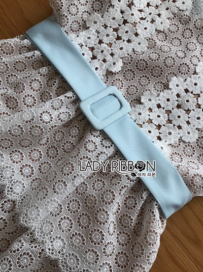 White Lace Dress เดรสผ้าลูกไม้สีขาวลาย Scallop