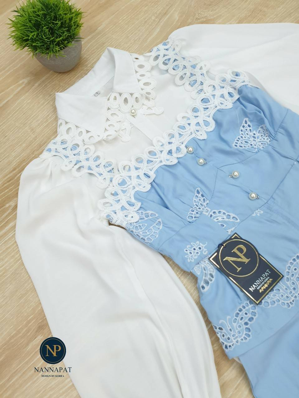 เสื้อกระดุมหน้า Playsuit ขาสั้นซิปหลัง