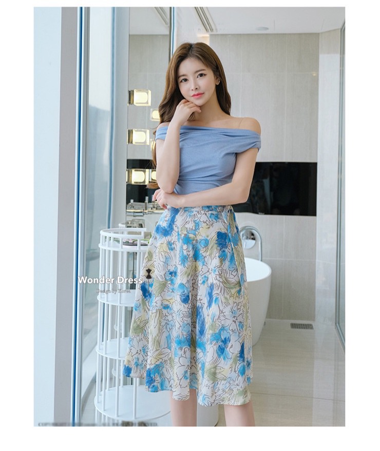 ชุดเซทเสื้อกับกระโปรงแขนกุด