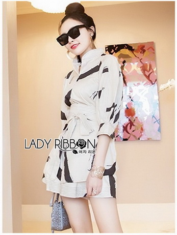 เซ็ตเสื้อและกางเกงเข้าชุดพิมพ์ลายกราฟฟิก