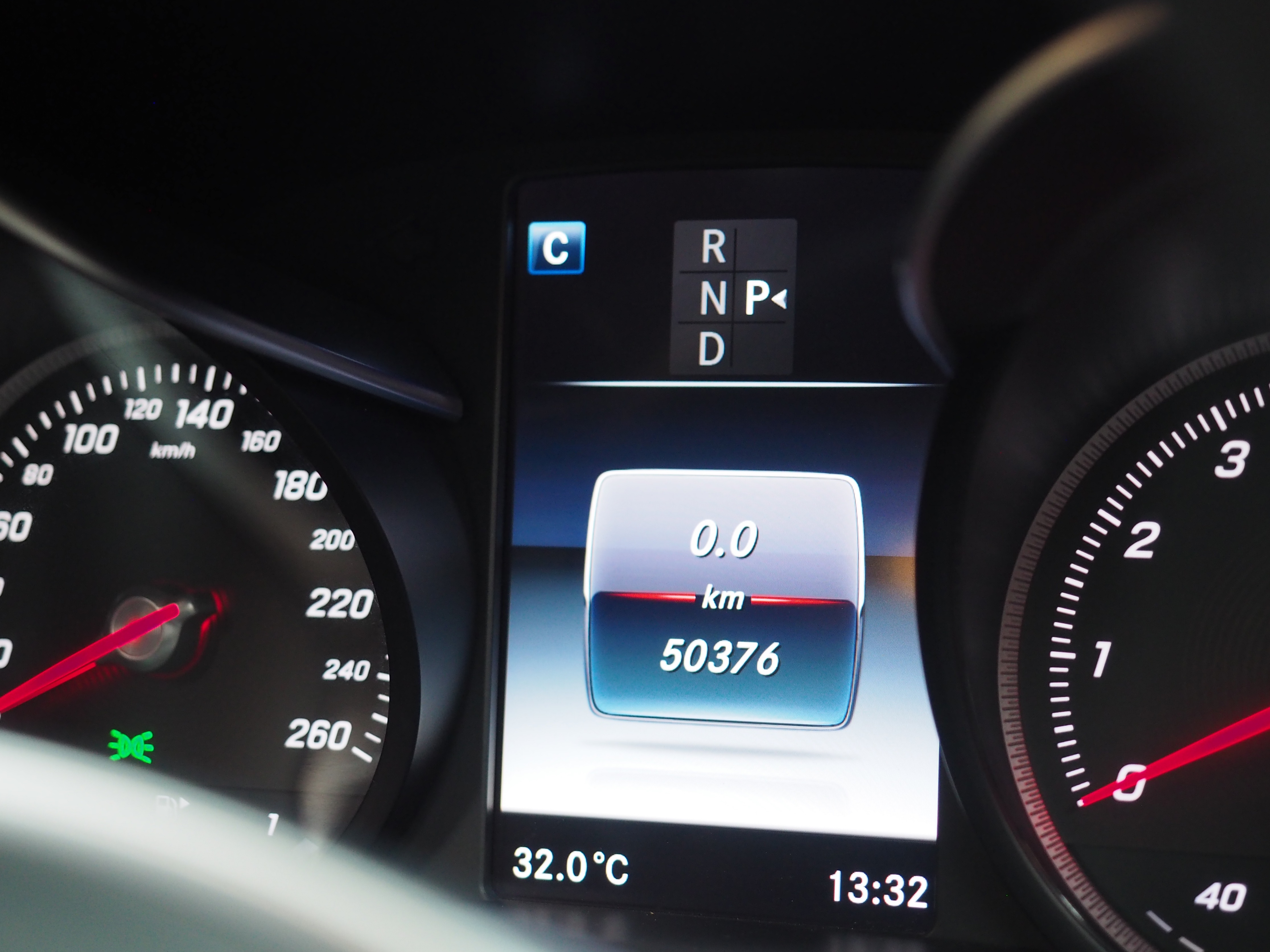 จองแล้ว C250 Coupe AMG W205