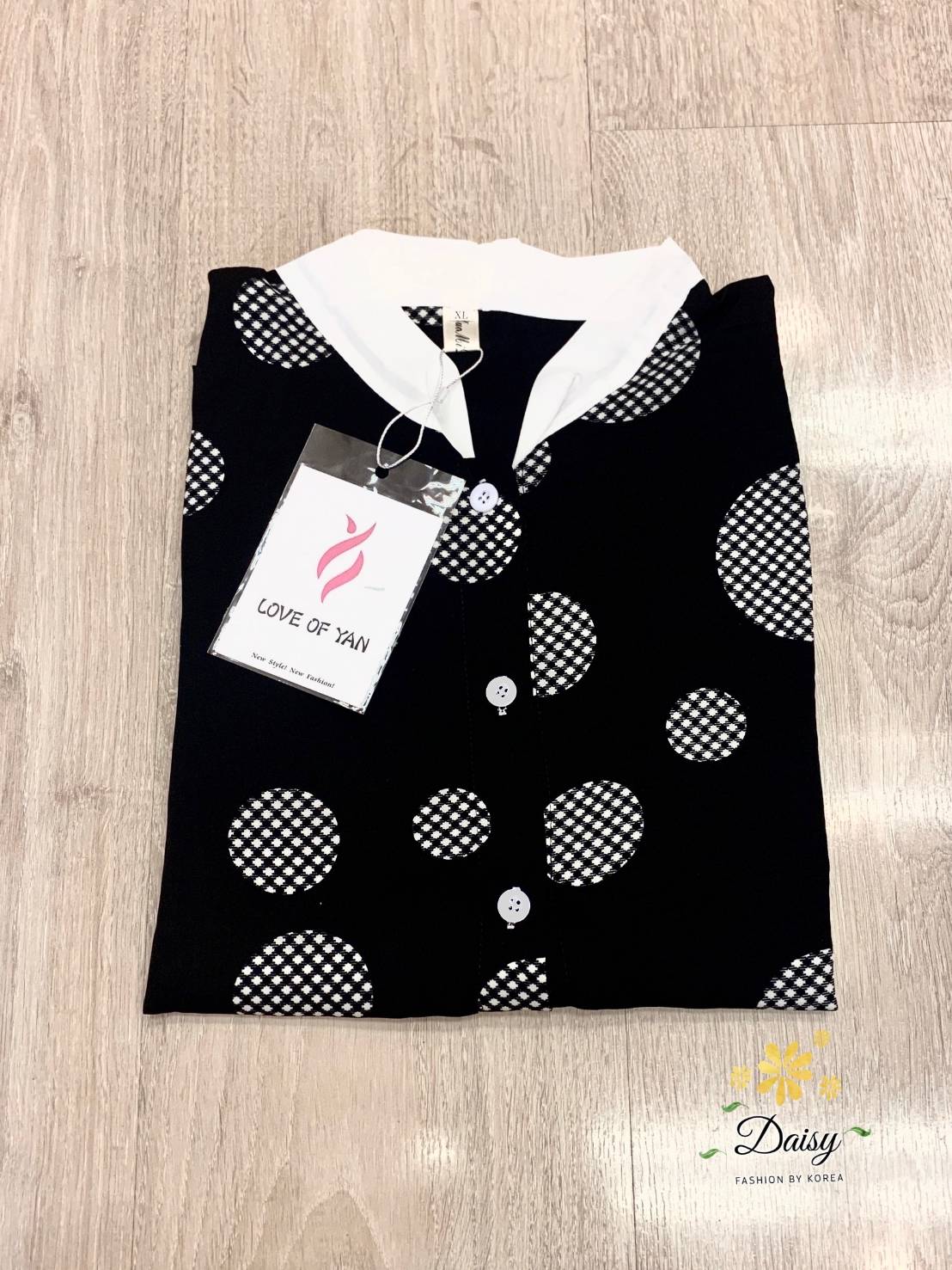เสื้อแขนยาวกระดุมหน้า คอแต่งโบว์