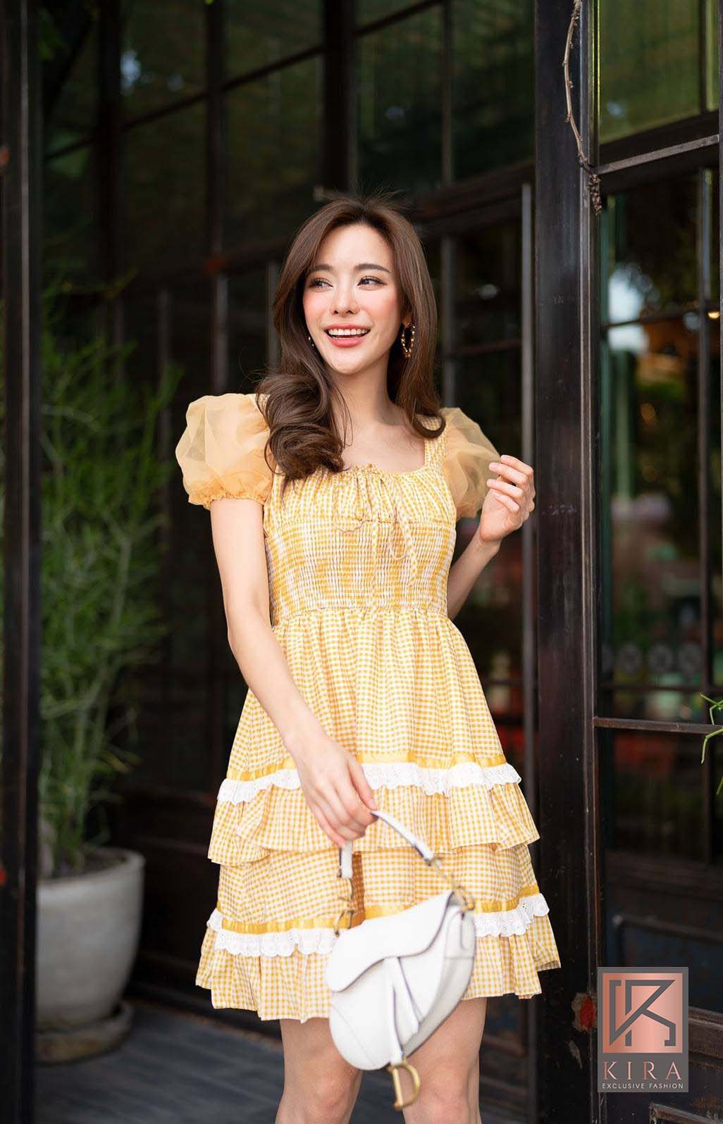 เดรสลายสก็อต แต่งเเขนทรงตุ๊กตา