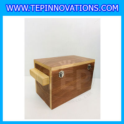 กล่องไม้อัดไม่บุกำมะหยี่ สำหรับใส่ตุ้มน้ำหนักเหล็กหล่อพิกัด20kg กล่องใส่ตุ้มน้ำหนักเหล็กหล่อ กล่องเก็บตุ้มน้ำหนัก กล่องไม้สำหรับตุ้มเหล็กหล่อ ยาว24.7 กว้าง 13.2 ลึก13.9ซม.