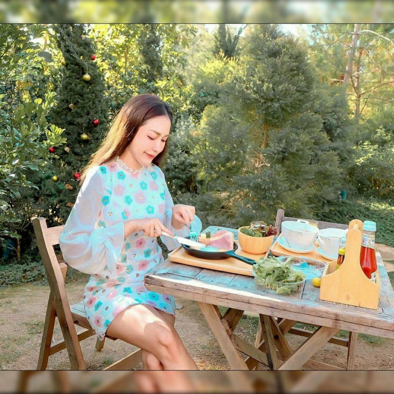 เดรสลายดอกหลากสีเกร็ดวิ้งค์