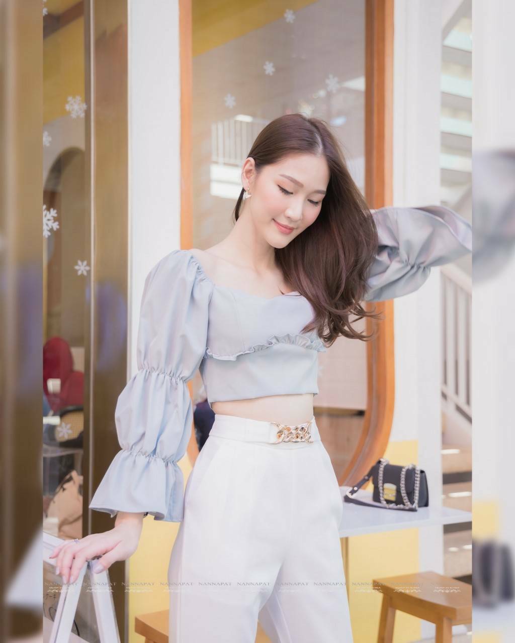 เสื้อคร็อปแขนยาวเข้ารูป