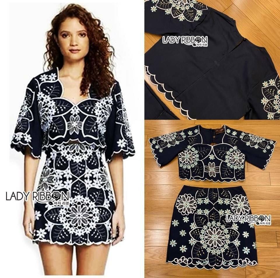 เซทเสื้อและกระโปรงเอวสูงสีน้ำเงิน