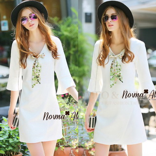 NA10010916 🎉Normal Ally Present White boutique autumn classic dress🎉 (เดรส , มีซับในอย่างดี ,ซิปข้าง)