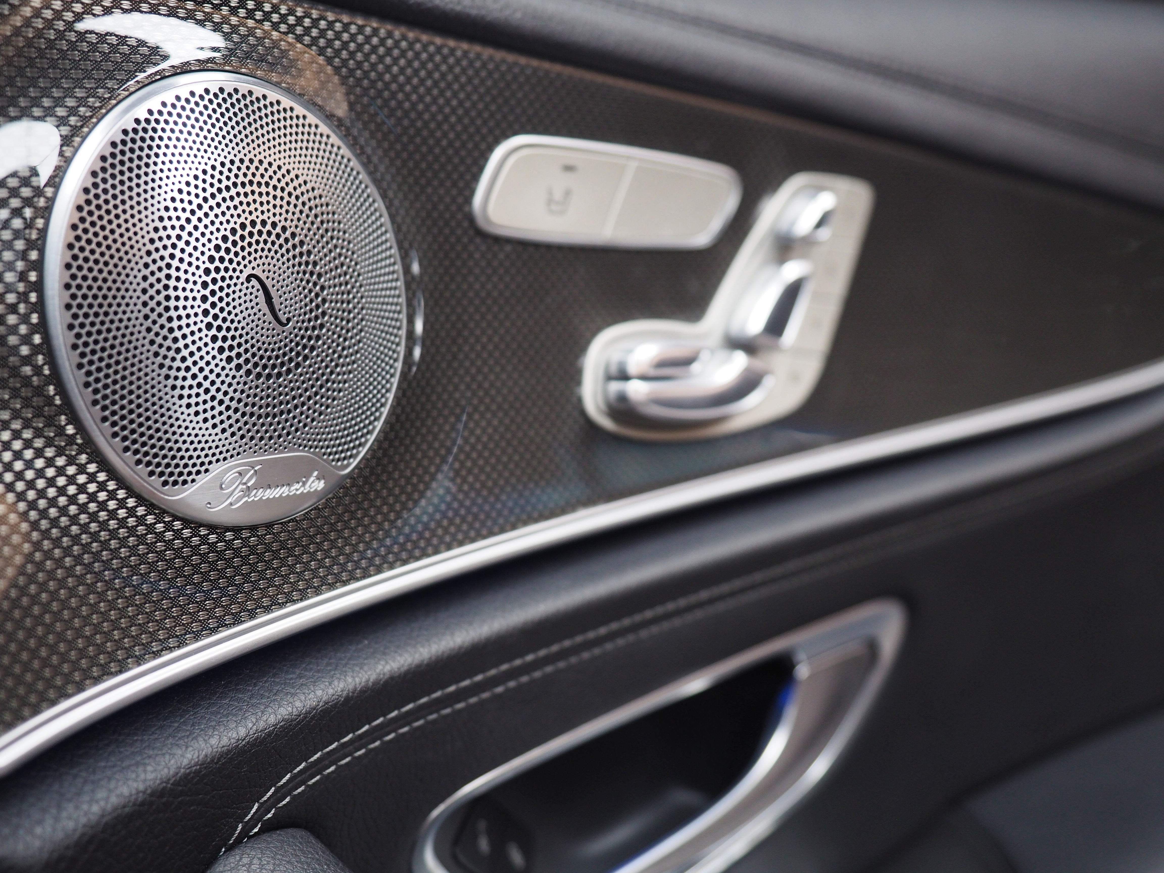 จองแล้ว E220d AMG Dynamic W213