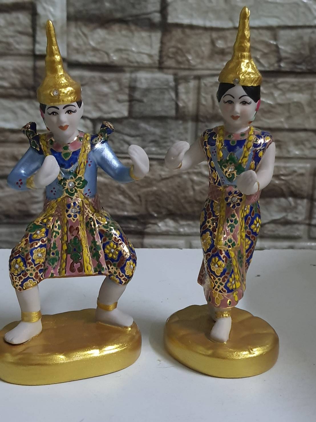 ตุ๊กตาละครรำคู่ละ