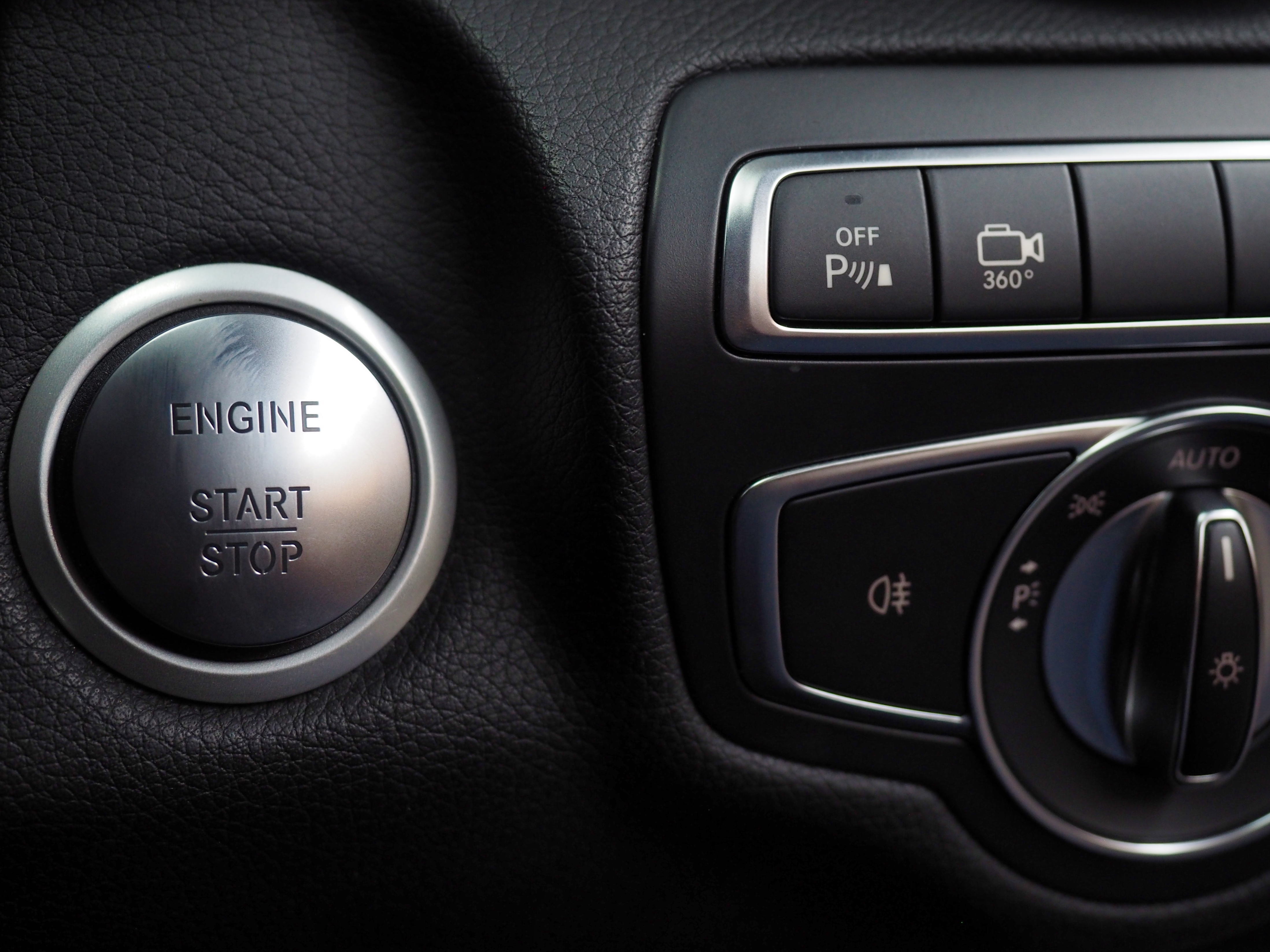 จองแล้ว C350e AMG Plug in Hybrid W205