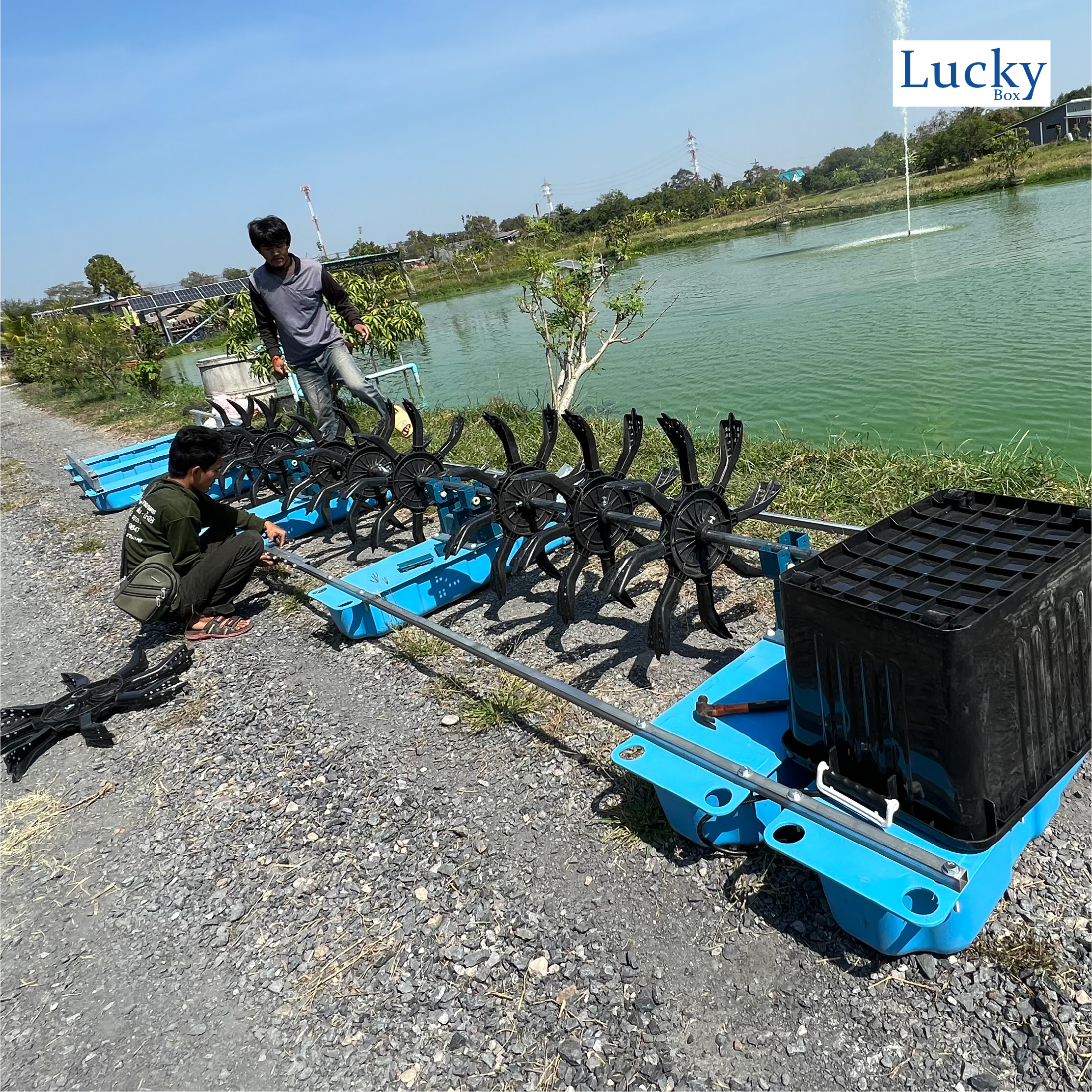 กังหันตีน้ำโซล่าเซลล์ [ รุ่น 48V 750W 9 ใบพัด ] กังหันตีน้ำเพิ่มออกซิเจน บำบัดน้ำเสีย โซล่าเซลล์ พลังงานแสงอาทิตย์