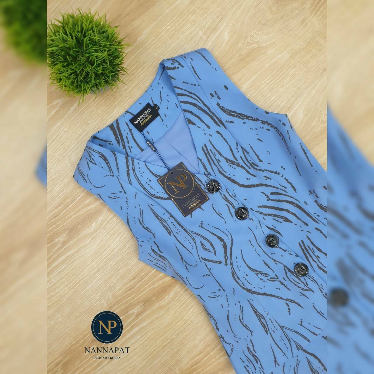 เสื้อกระดุมหน้า กางเกงมีกระเป๋าข้าง