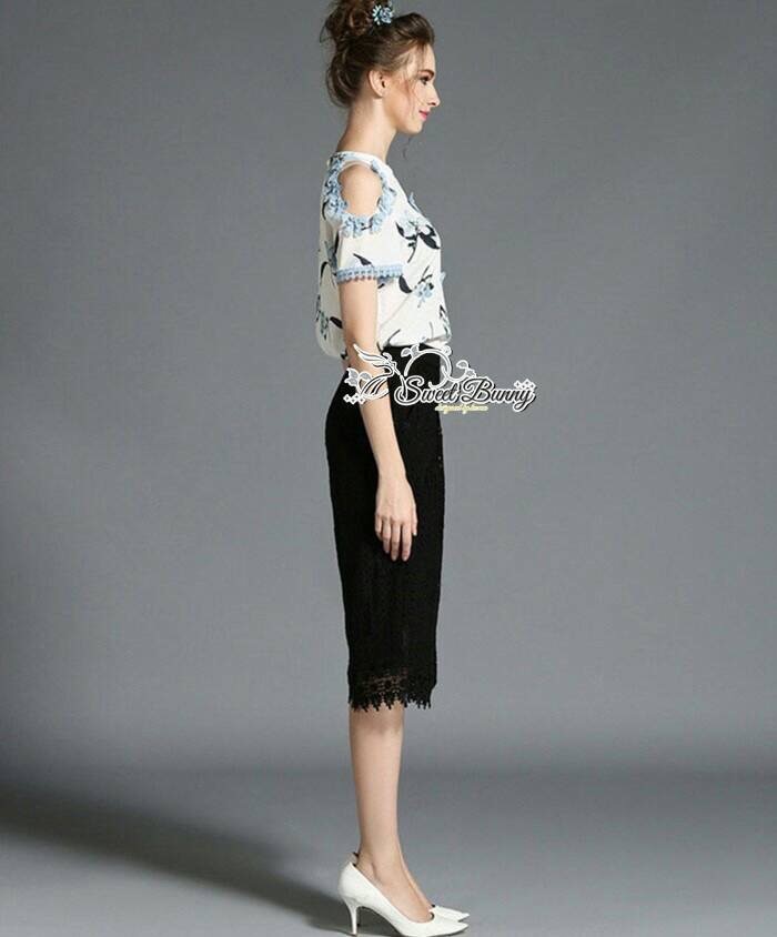 SW15010916 Sweet Bunny Present... Cold Shoulder Floral Blouse And Lace Pants Set ชุดเซ็ทเสื้อ+กางเกงลูกไม้