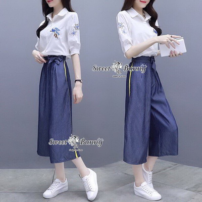 เสื้อผ้าเชิ้ตสีขาวเนื้อดี เสื้อเชิ้ตแขนสั้นปักนก