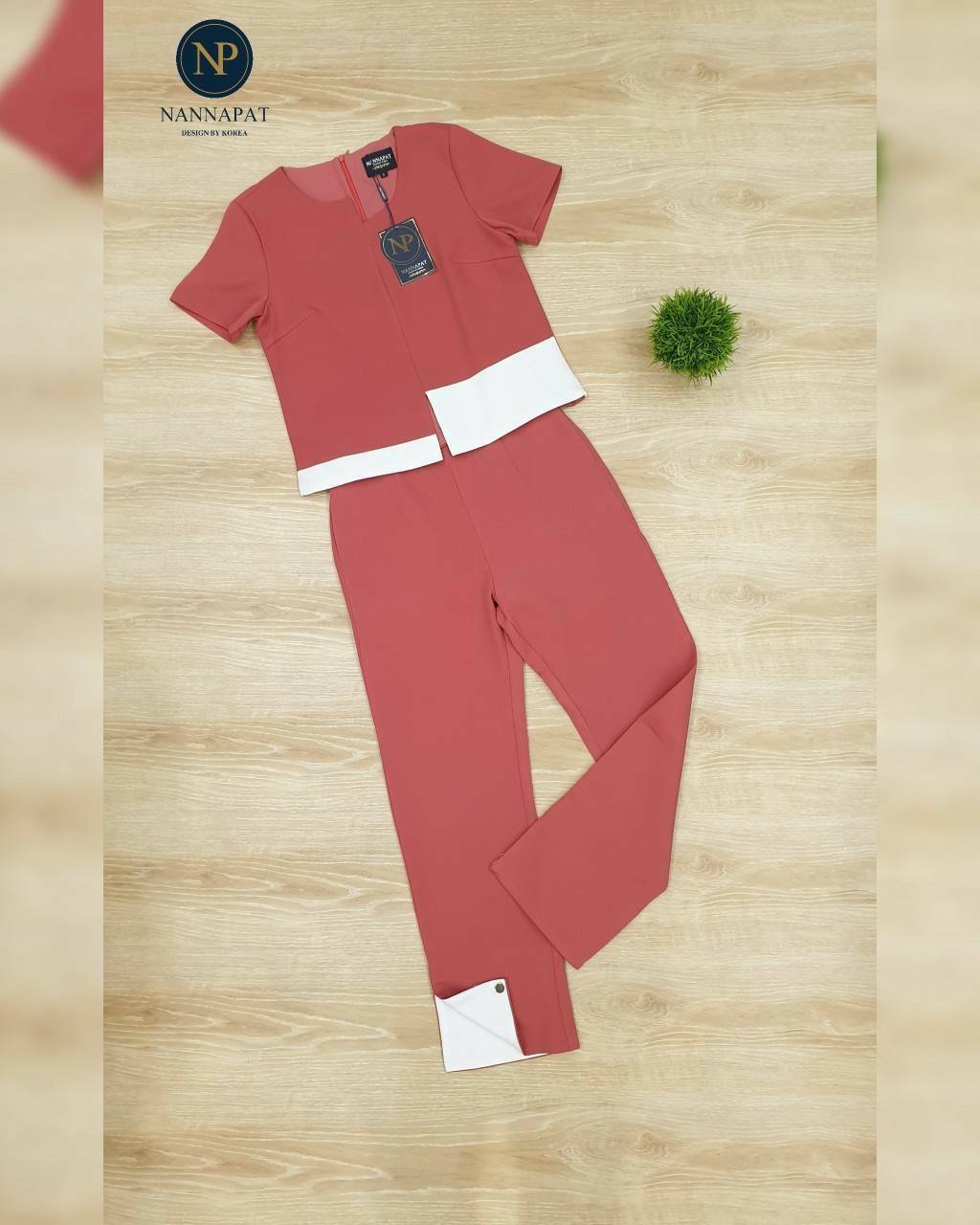 เสื้อซิปหลังกางเกงทรงสวย