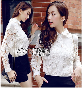Shirt in White เชิ้ตขาวตกแต่งผ้าตาข่าย
