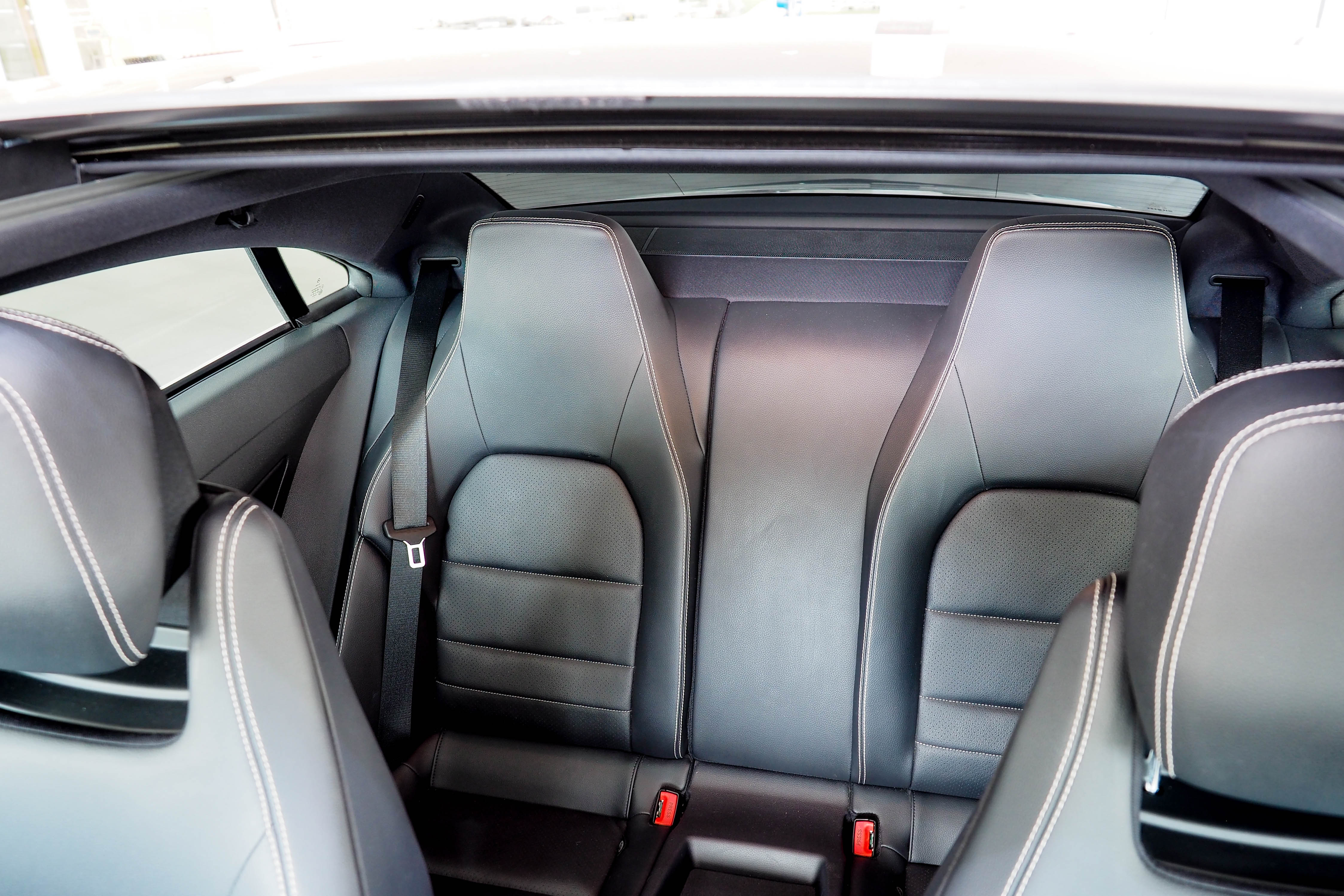 จองแล้ว E250 CGI Coupe AMG BlueEfficency W207