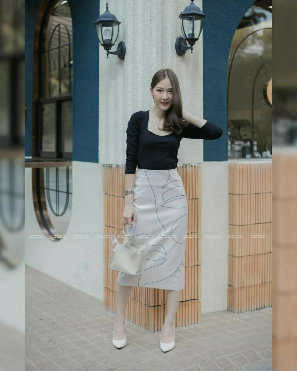 เสื้อแขนยาวผ้ายืดหนานิ่มใส่สบาย