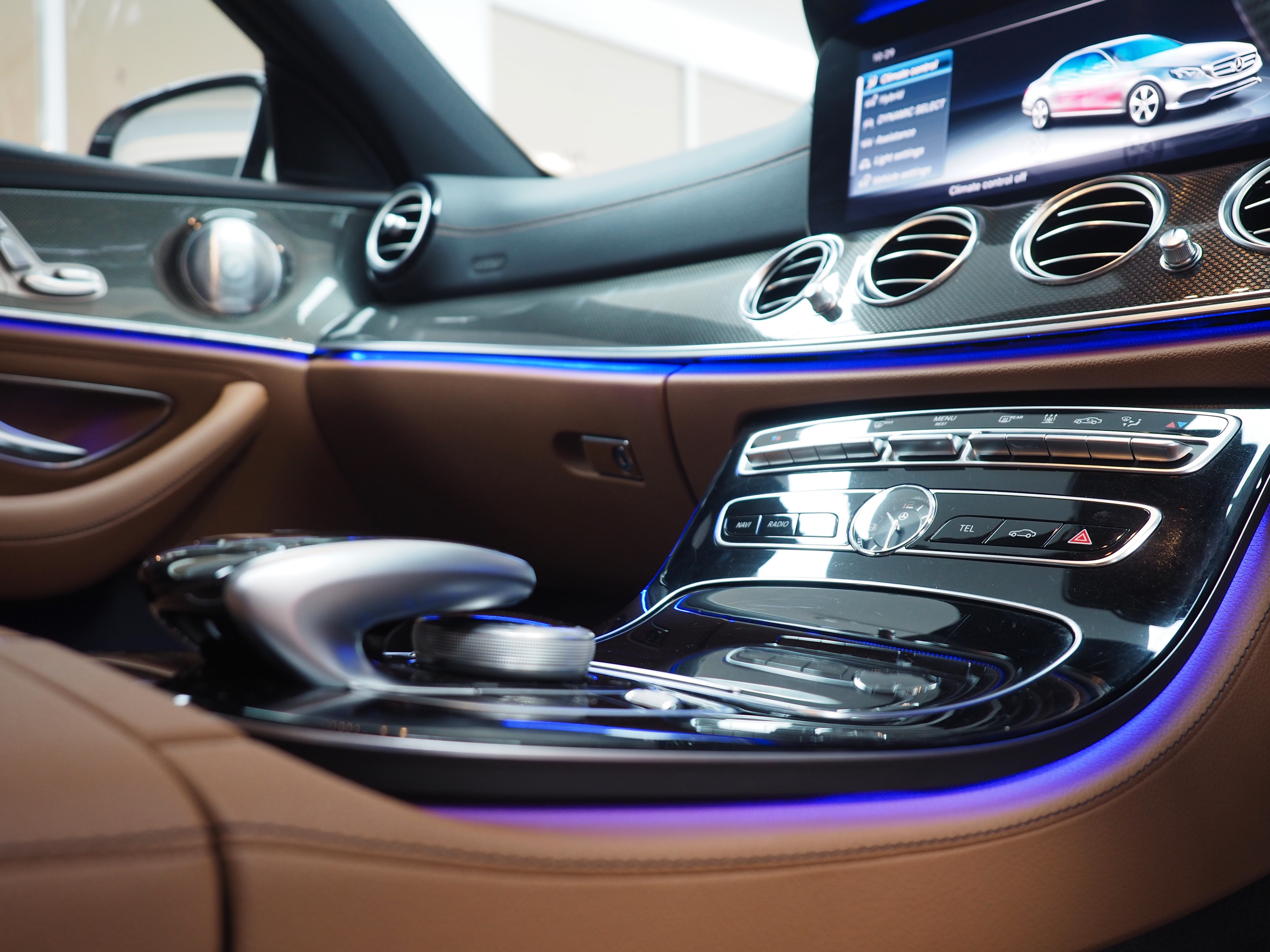 จองแล้ว E350e AMG Plug in Hybrid W213