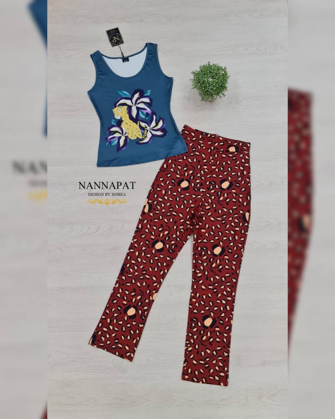 เสื้อสวมได้เลยนะคะ กางเกงมีกระเป๋าข้าง