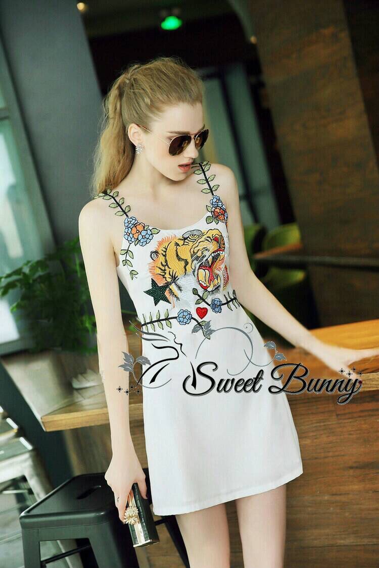 Lady Ribbon Online SW08090616 Sweet Bunny Present... Embroidered Tiger Tropical White Mini Dress