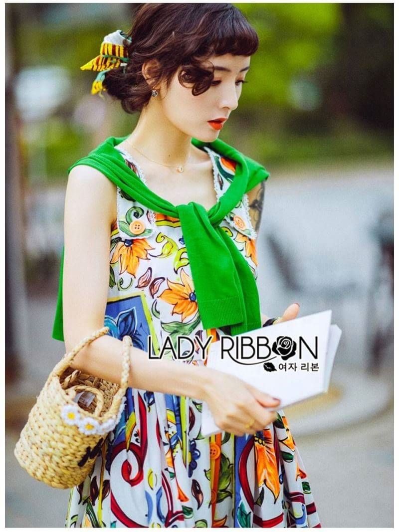 เดรสพิมพ์ลายสีสดใสตกแต่งกระดุมและผ้าลูกไม้