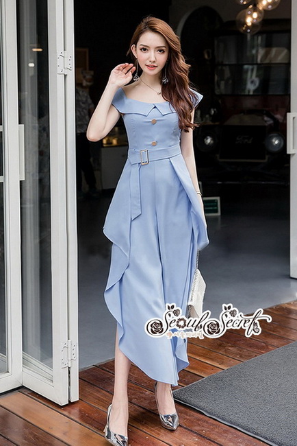 จั๊มสูททรงคอปาดแขนล้ำผ้าเครปสีฟ้าอ่อนหวานๆ