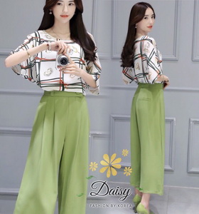 เสื้อผ้าแฟชั่นเกาหลีสวยๆชุดเซท เสื้อ+กางเกงกระโปรง