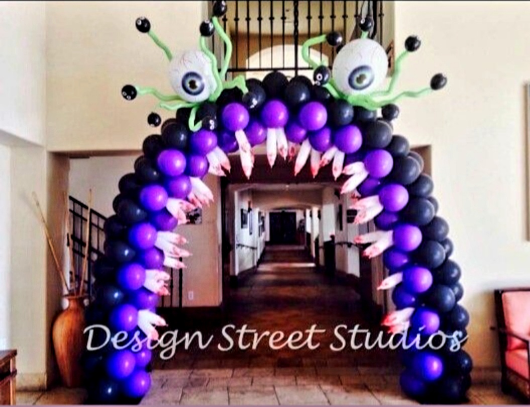 ซุ้มโค้งฮาโลวีนปากมอนเตอร์ monster Halloween Balloons colum