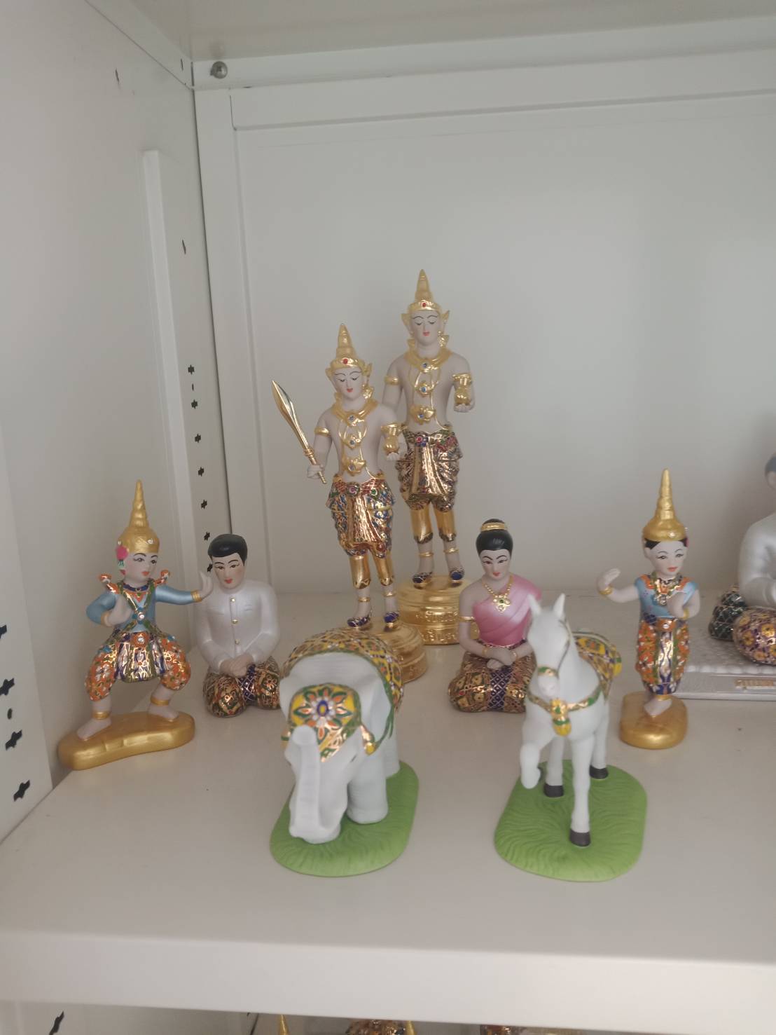 ตุ๊กตาช้างม้าเบญจรงค์คู่ละ