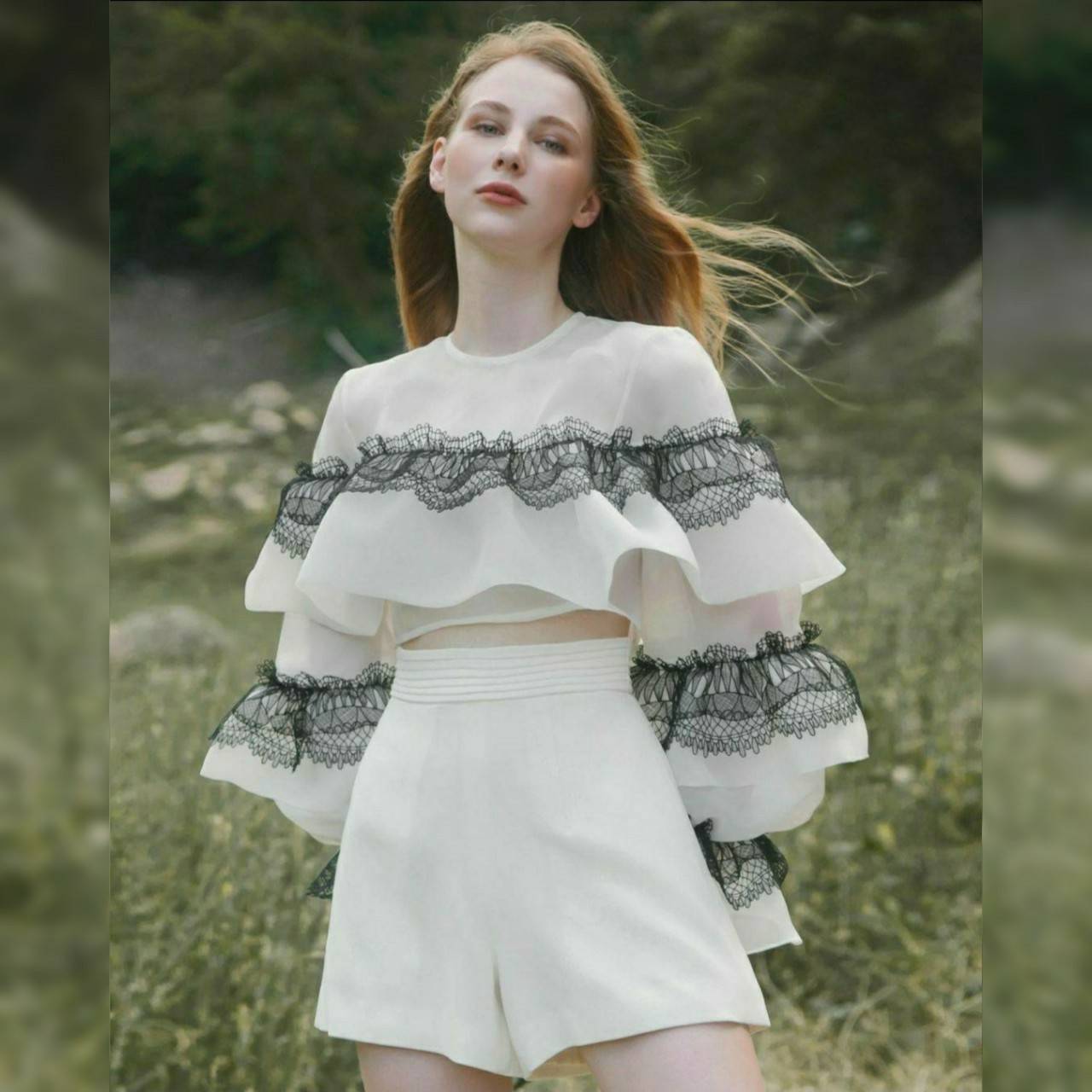 เซทสองชิ้นซิปหลัง