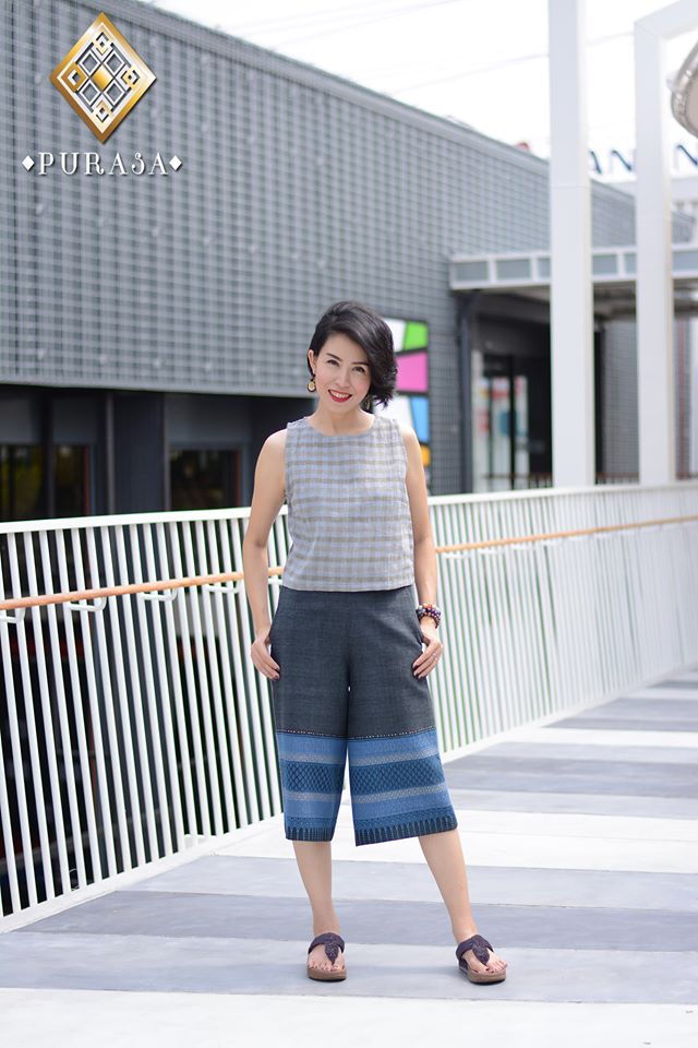 กางเกงตีนจกลายดอกพิกุล