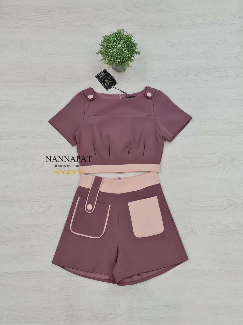 เสื้อซิปหลัง ดีไซส์เก๋จับจีบ