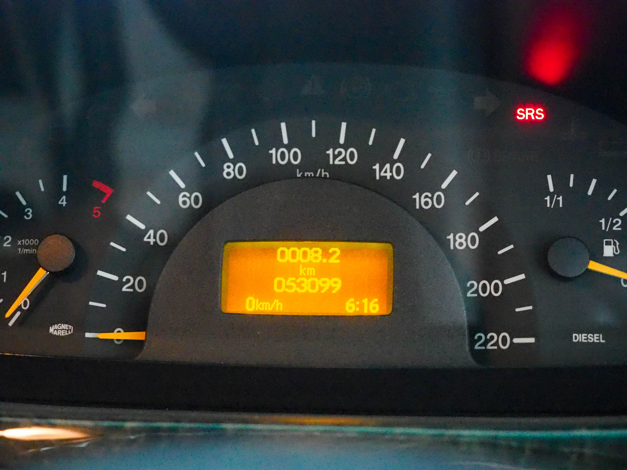 จองแล้ว VITO 115 CDI W639