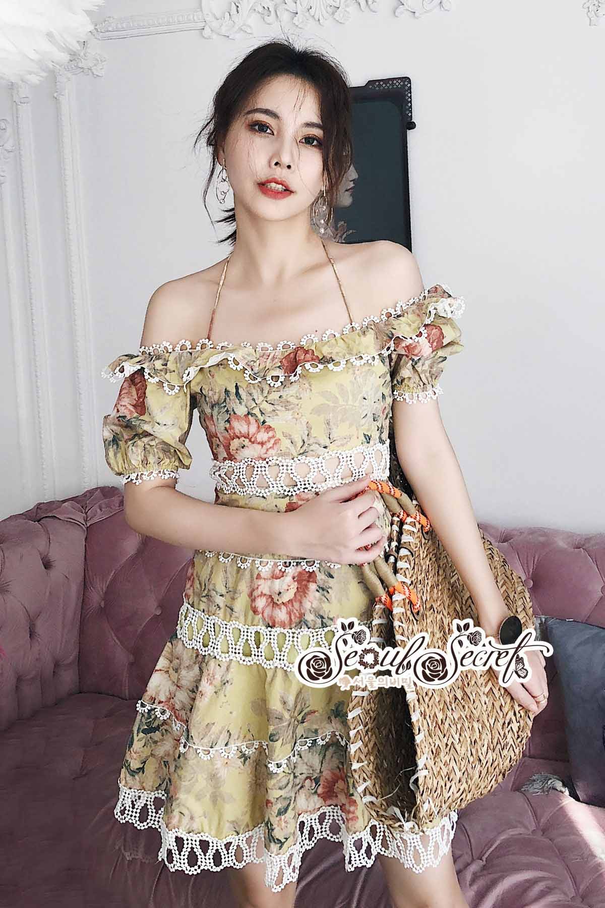 เดรสทรงเปิดไหล่สวยเซ็กซี่ๆ ดีเทลช่วงอก