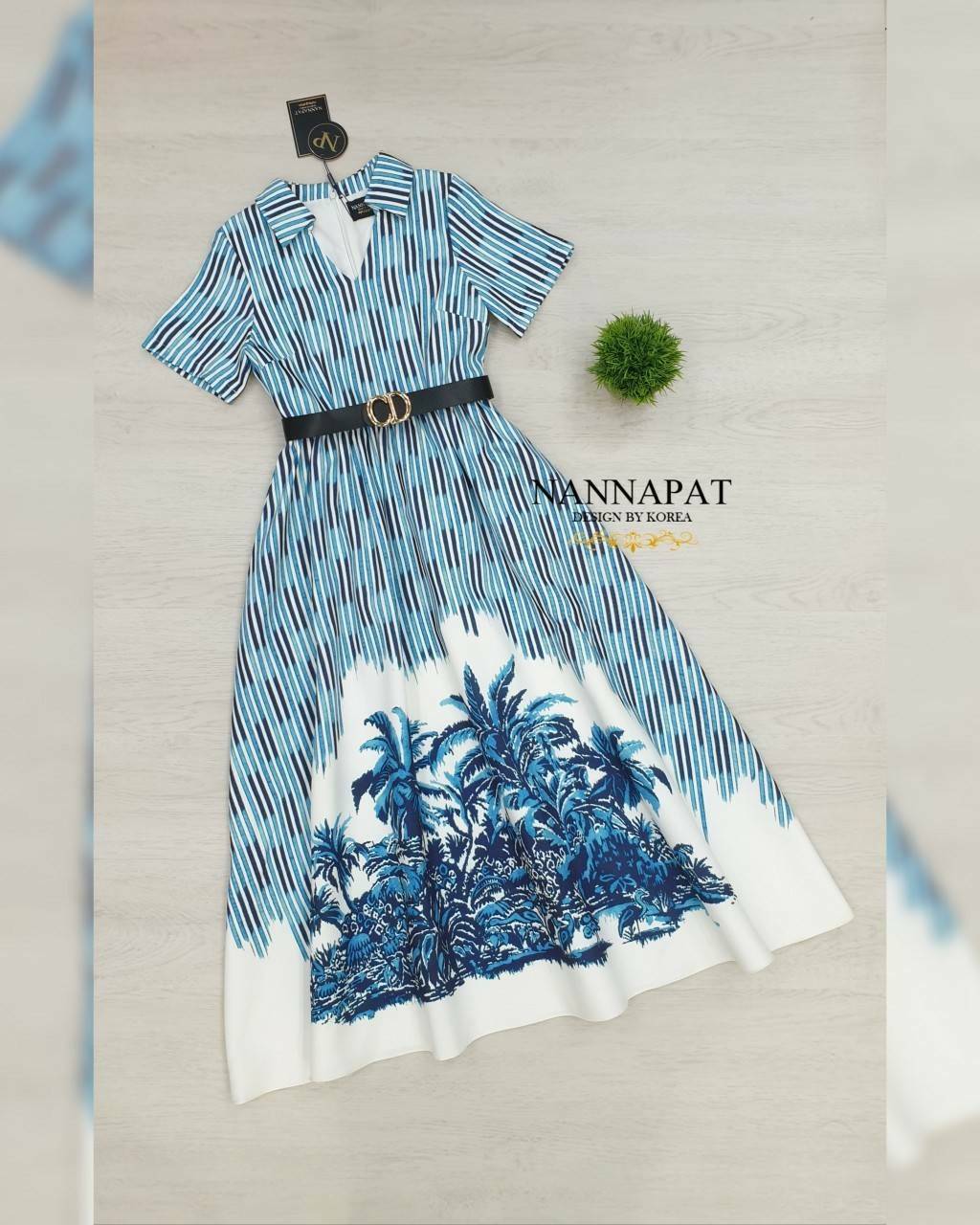 เดรสพิมพ์ลายพร้อมเข็มขลัด