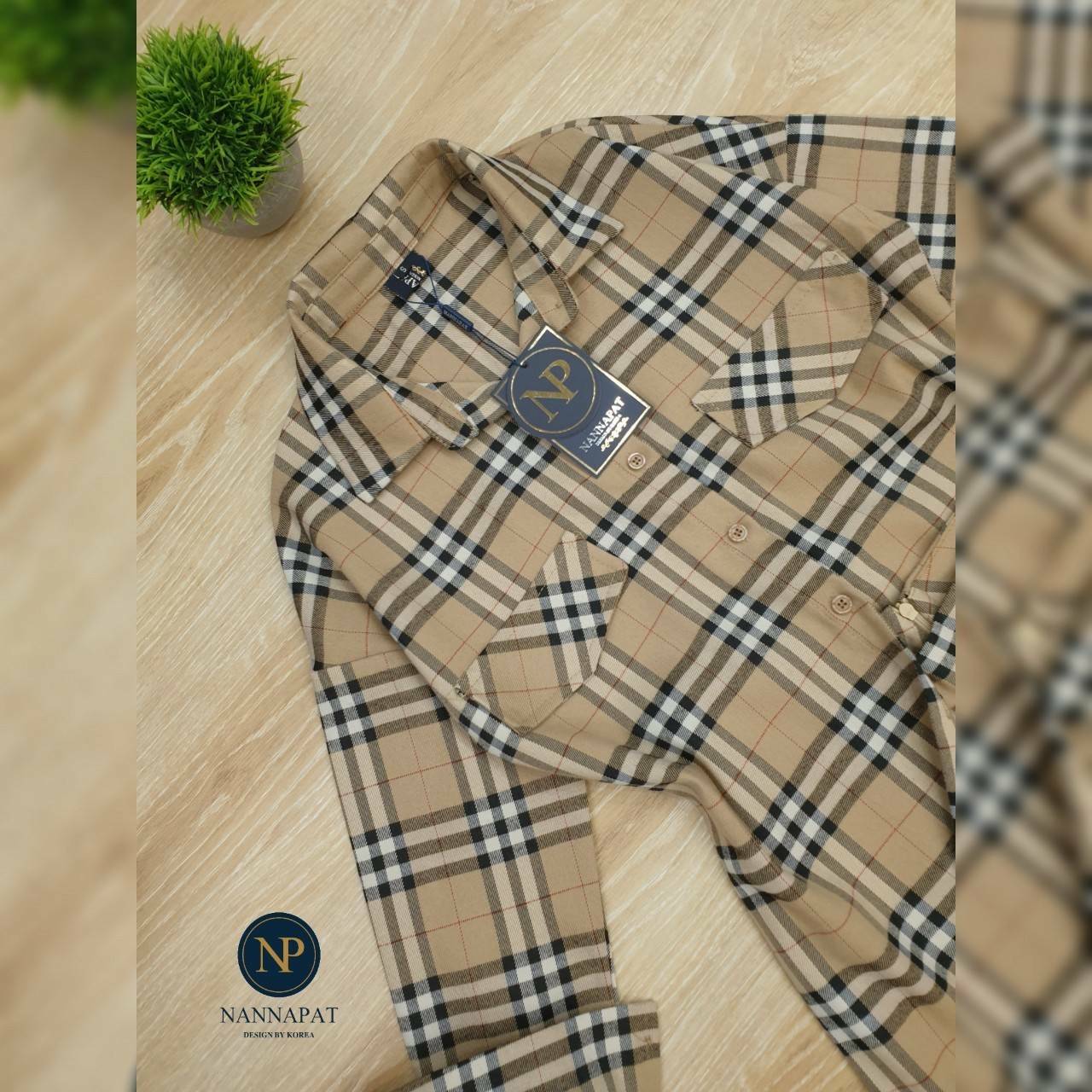 เสื้อคอปกกระดุมหน้ากางเกงทรงสวย