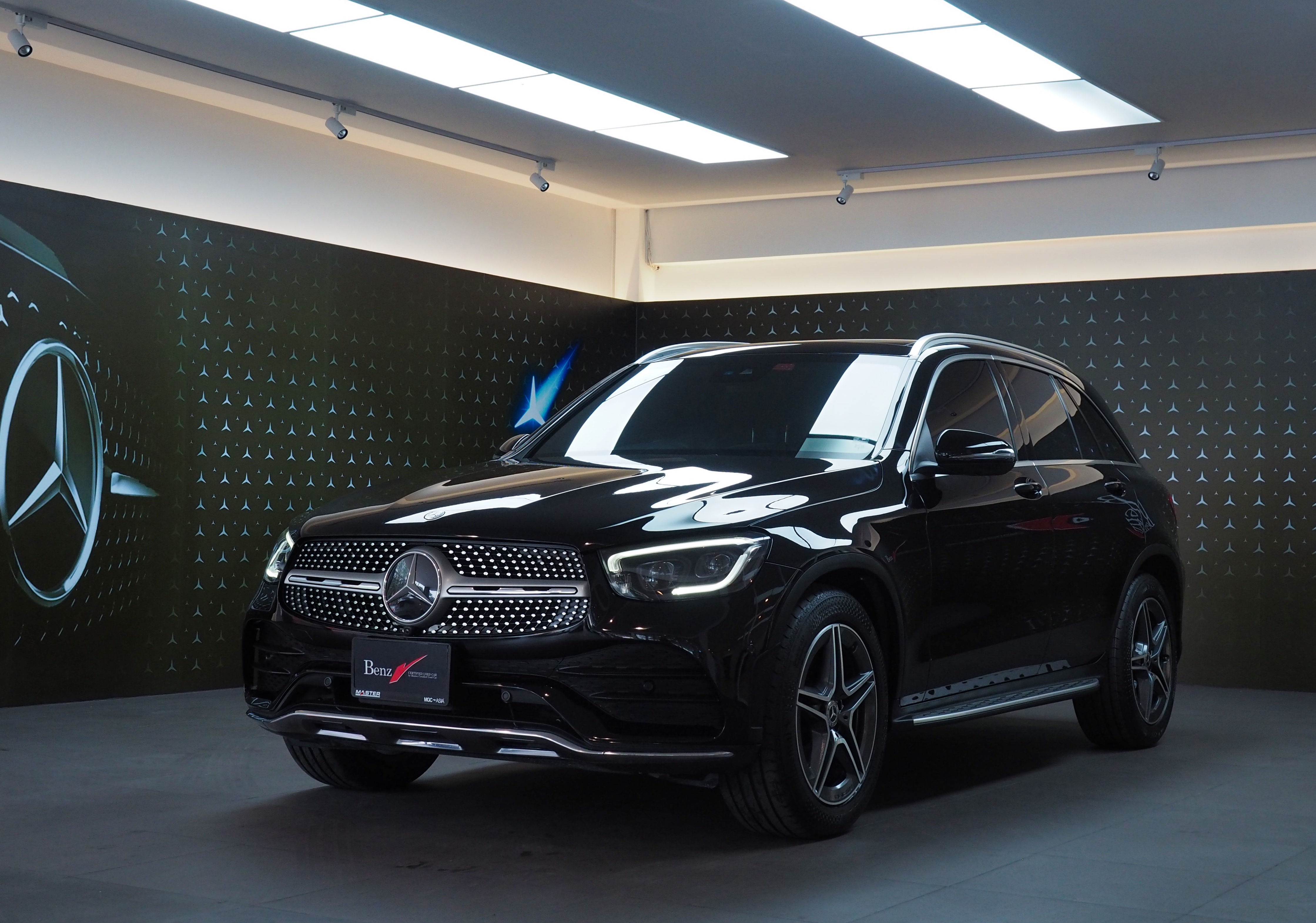 จองแล้ว GLC220d AMG Dynamic W253