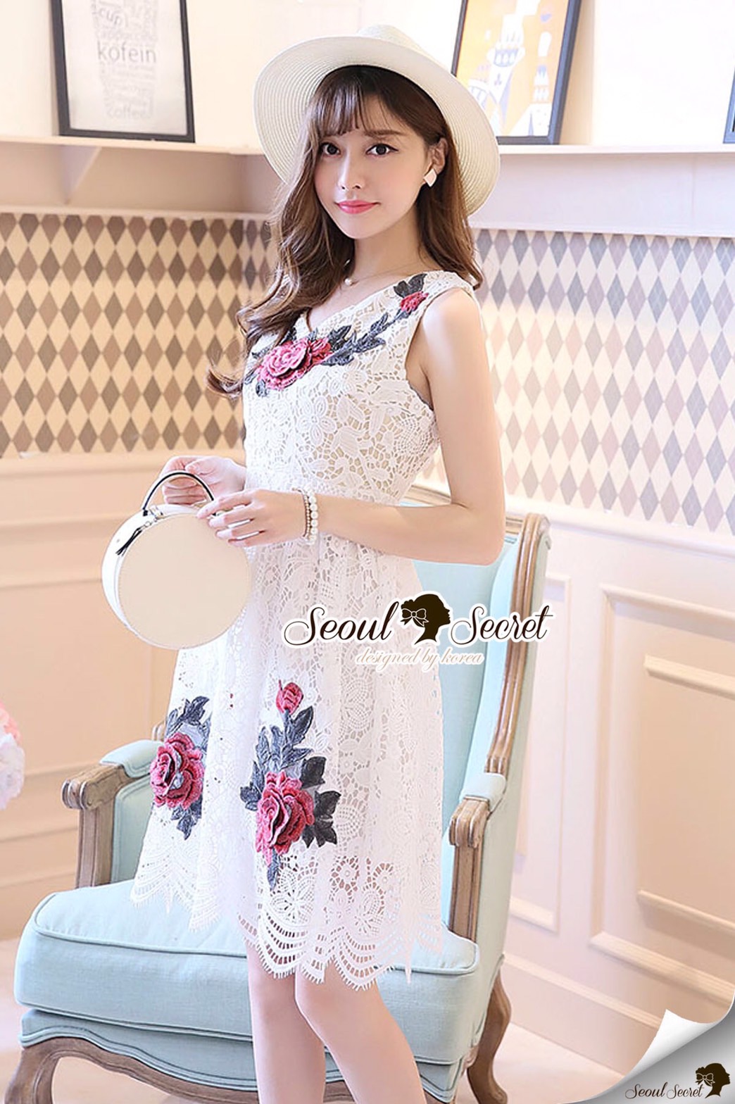 Lady Ribbon Online เสื้อผ้าออนไลน์ ขายส่ง SS12200616 Seoul Secret Say's .... Girly Redly Rose Lace Cami Dress