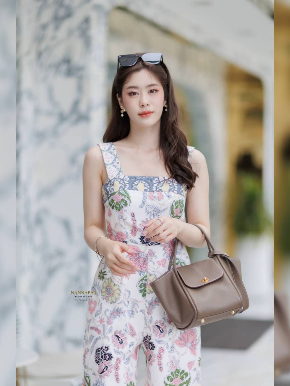 เสื้อกระดุมหน้า แหวกหน้า