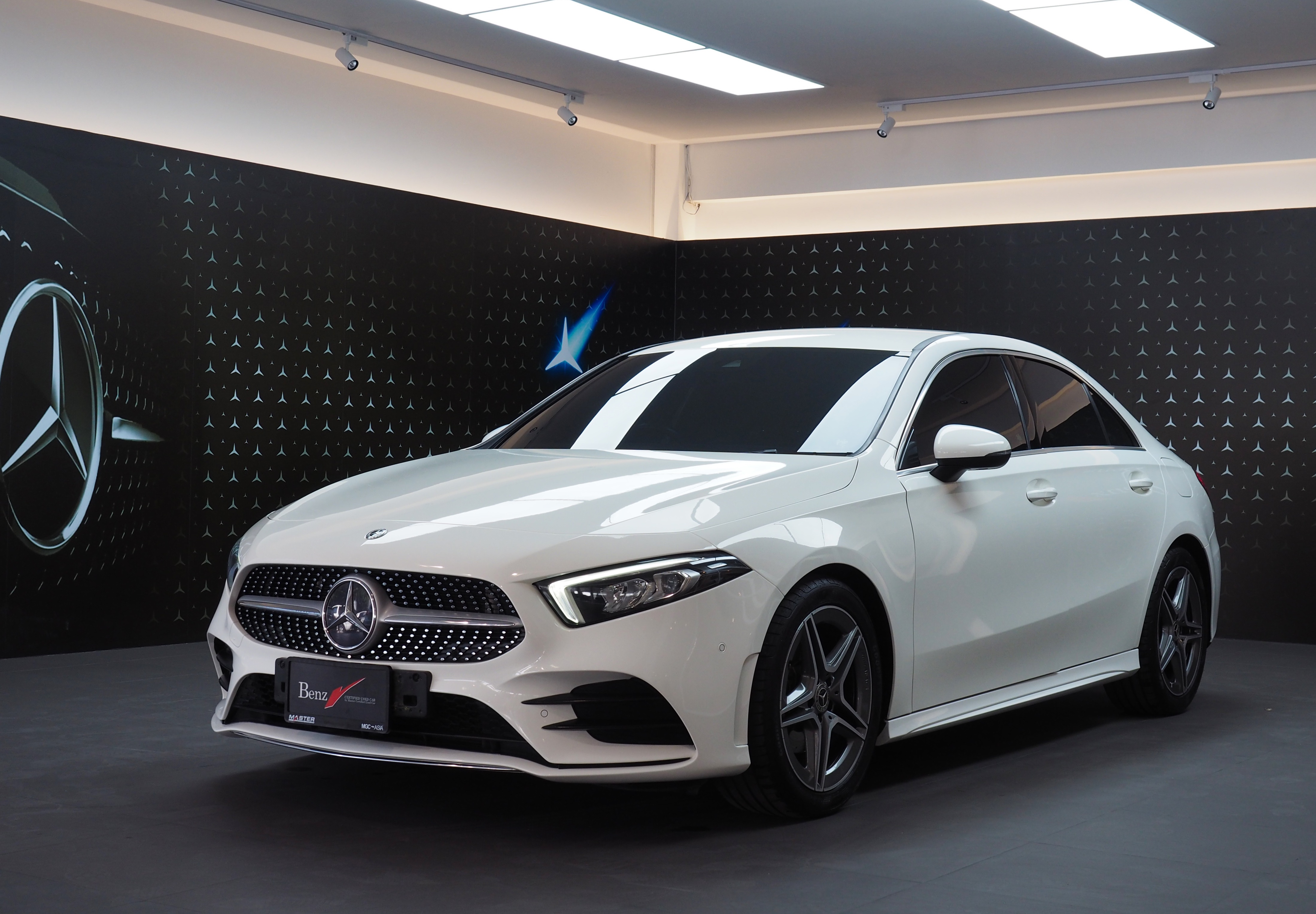 จองแล้ว A200 AMG Dynamic W177